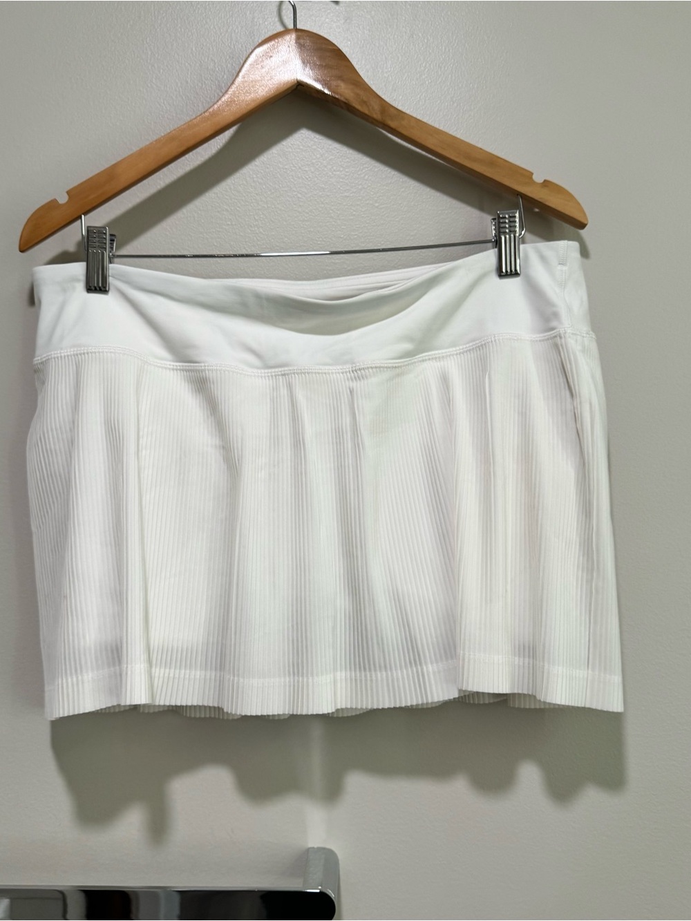 lululemon athletica White Pleated Active Mini Skirt